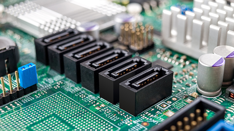 Différents Types d'interfaces SSD pour Serveurs