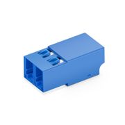 Adaptador/acoplador de fibra óptica con obturador LC/UPC a LC/UPC dúplex OS2 monomodo sin brida Esta imagen trata sobre .