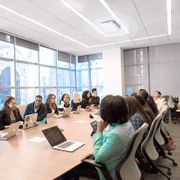  Dieses Bild handelt von .