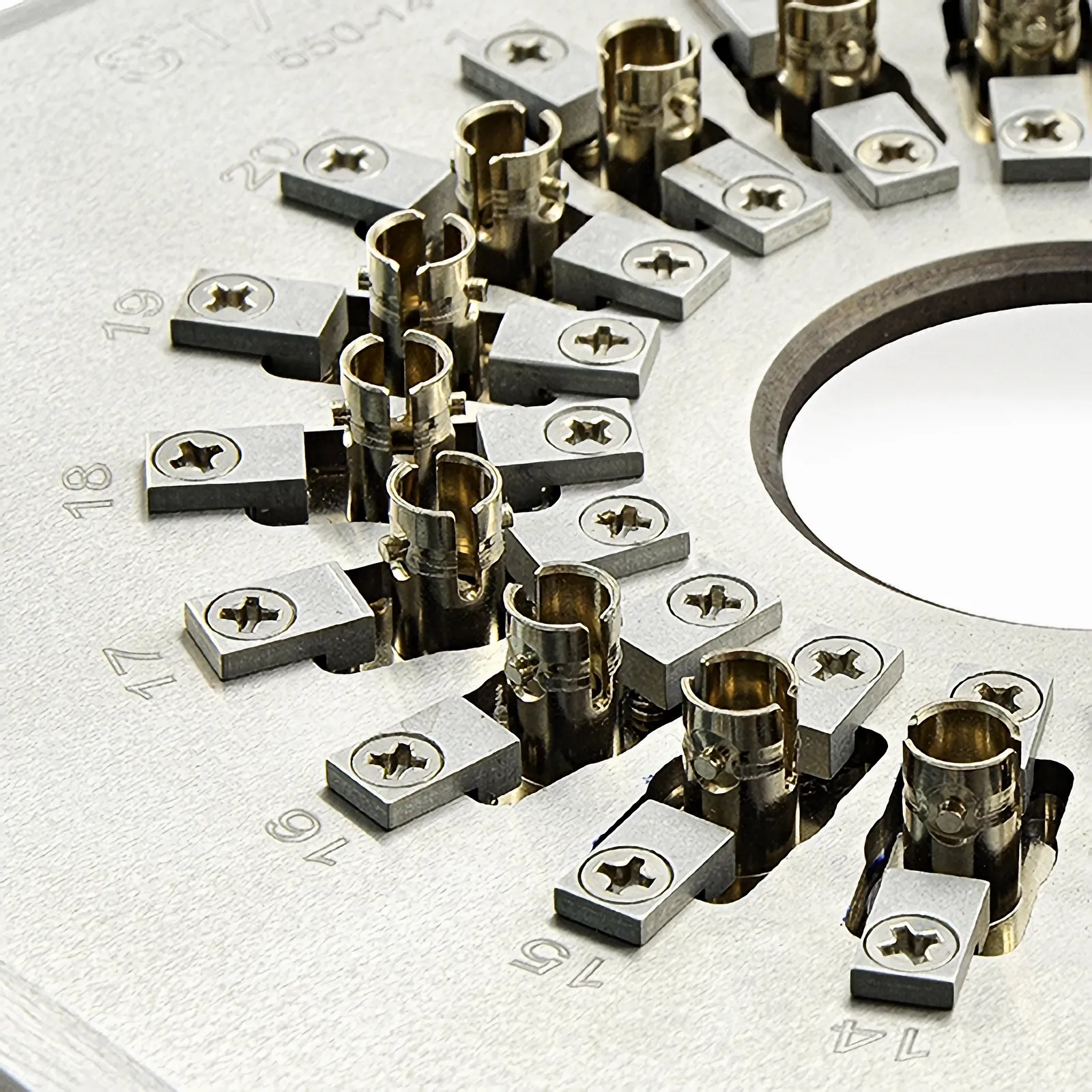 This picture is about ST/UPC-20.