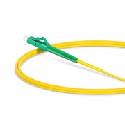 1m (3ft) Glasfaser-Patchkabel, 1 Faser, LC APC Simplex zu SC APC Simplex, Singlemode (OS2), Steigleitung (OFNR), 2.0mm, eng gepuffert, Gelb Dieses Bild handelt von SMLCSCSX.