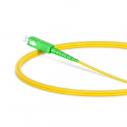 1m (3ft) Glasfaser-Patchkabel, 1 Faser, LC APC Simplex zu SC APC Simplex, Singlemode (OS2), Steigleitung (OFNR), 2.0mm, eng gepuffert, Gelb Dieses Bild handelt von SMLCSCSX.
