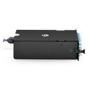 FHD™ MTP®-LCカセット、OM4マルチモード、タイプA、24芯、MTP®-24(オス)- 12 x LCデュプレックス(アクア)、0.35dB最大IL この写真はFHD-1MTP12LCDOM4Aに関するものです。