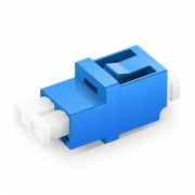 Adaptador/Coplador de Fibra Óptica LC/UPC a LC/UPC dúplex de modo único sin brida, 10 unidades/paquete Esta imagen trata sobre AD-LC-LC-SMS-DX-FS.