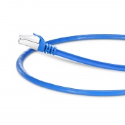 Cat6a Patchkabel, Snagless Abgeschirmtes SFTP RJ45 LAN Kabel, PVC CMX, Blau, 0,3m (1ft) Dieses Bild handelt von C6ASFTPSGPVC.